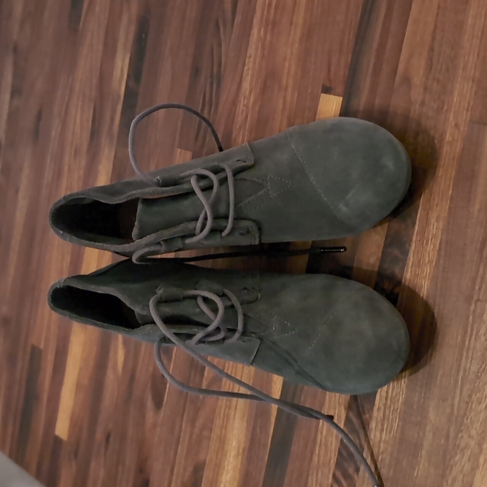 Tom's Suede ankle boots